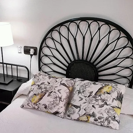 Vivienda Con Parking Incluido - Zona Dyck