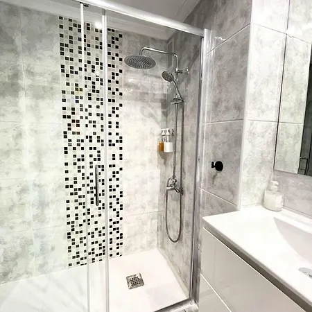 Vivienda Con Parking Incluido - Zona Dyck