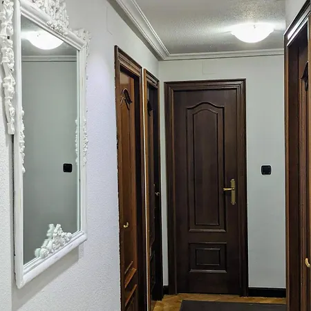 Apartamento Vivienda Con Parking Incluido - Zona Van Dyck