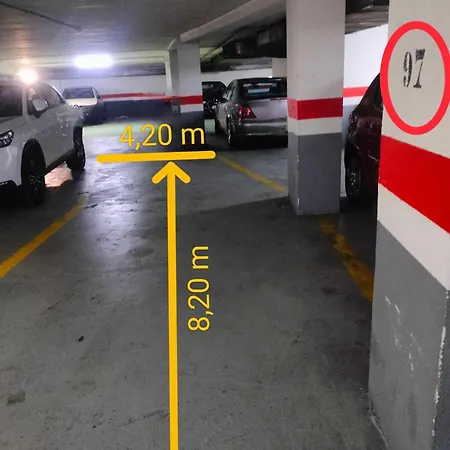 Vivienda Con Parking Incluido - Zona Dyck Apartment